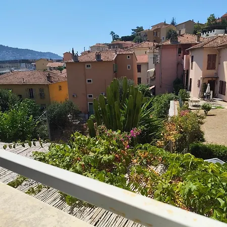 28 Av J-richepin Appartamento